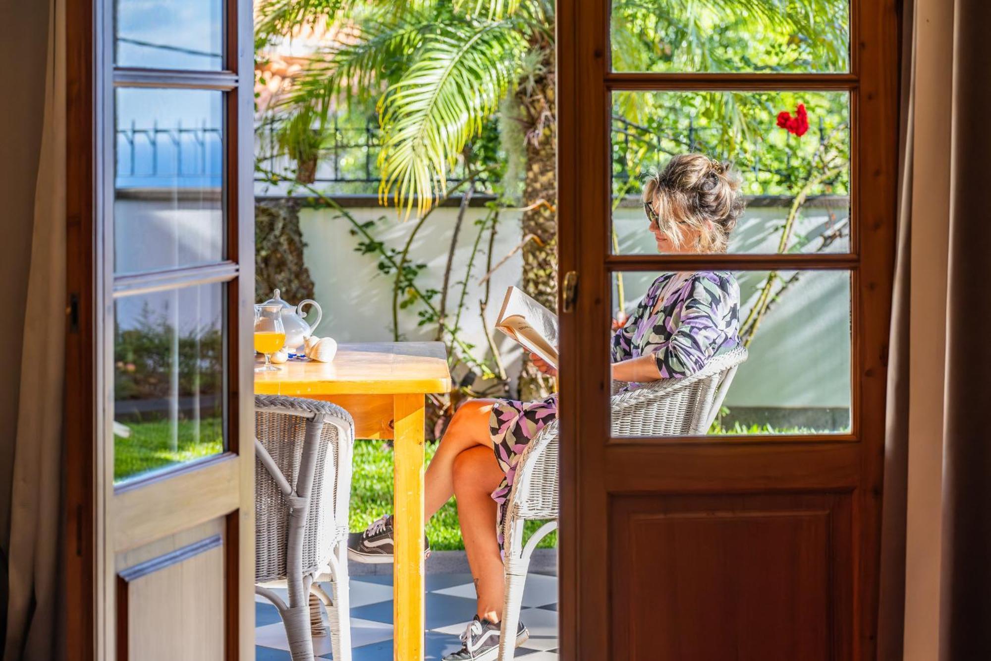 פונשל Vila Botanica - By Wehost מראה חיצוני תמונה